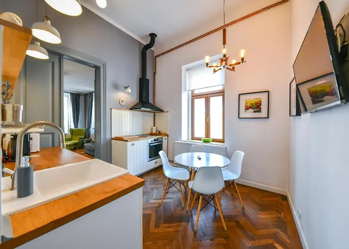 My Place Ferdinand *